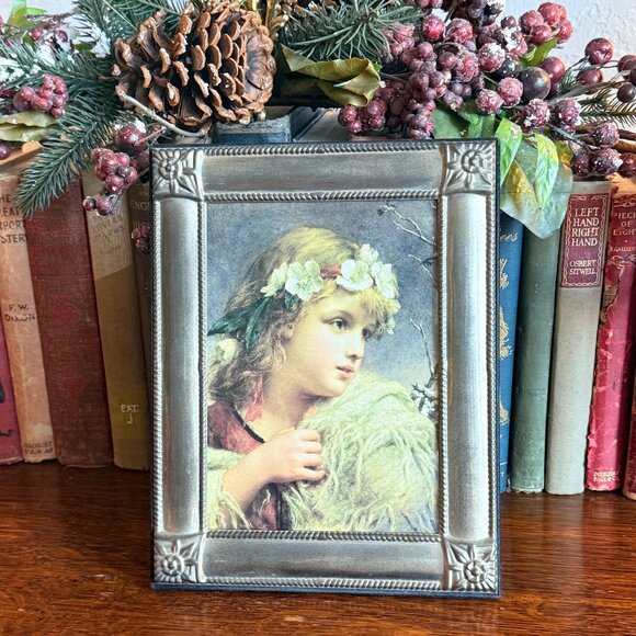 Vintage Silver Frame with Pretty Girl 5 X 7 - Picture 1 of 11